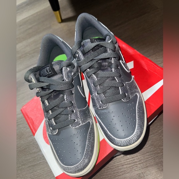 Nike Dunk Low Retro PRM (Halloween) - Picture 3 of 5